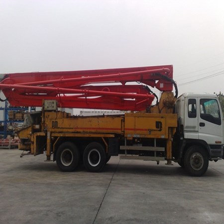 USED PUTZMEISTER 39METER PUMP TRUCK